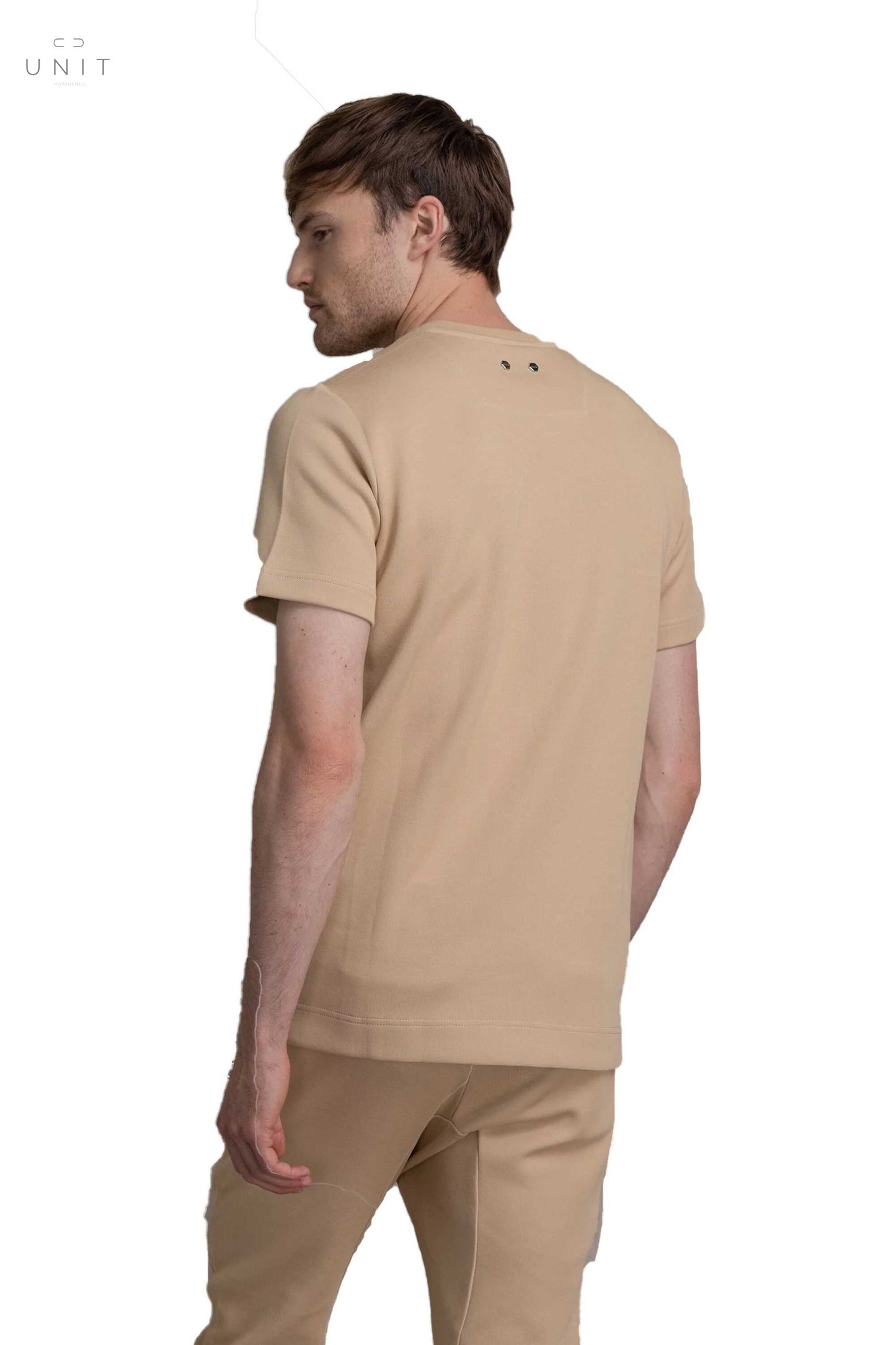 mit Hose von hinten: BALR. Herren T-Shirt Q-Series Straight T-Shirt irish cream, online only