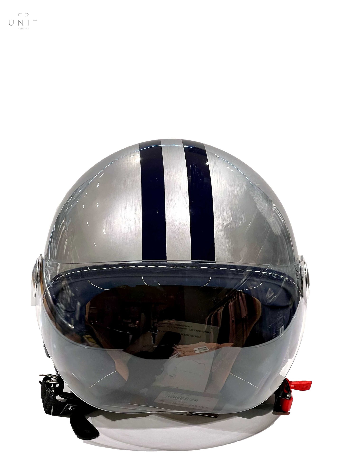 geschlossenes Visier: GULF Helm, JET BRITISH VISOR silber/blau