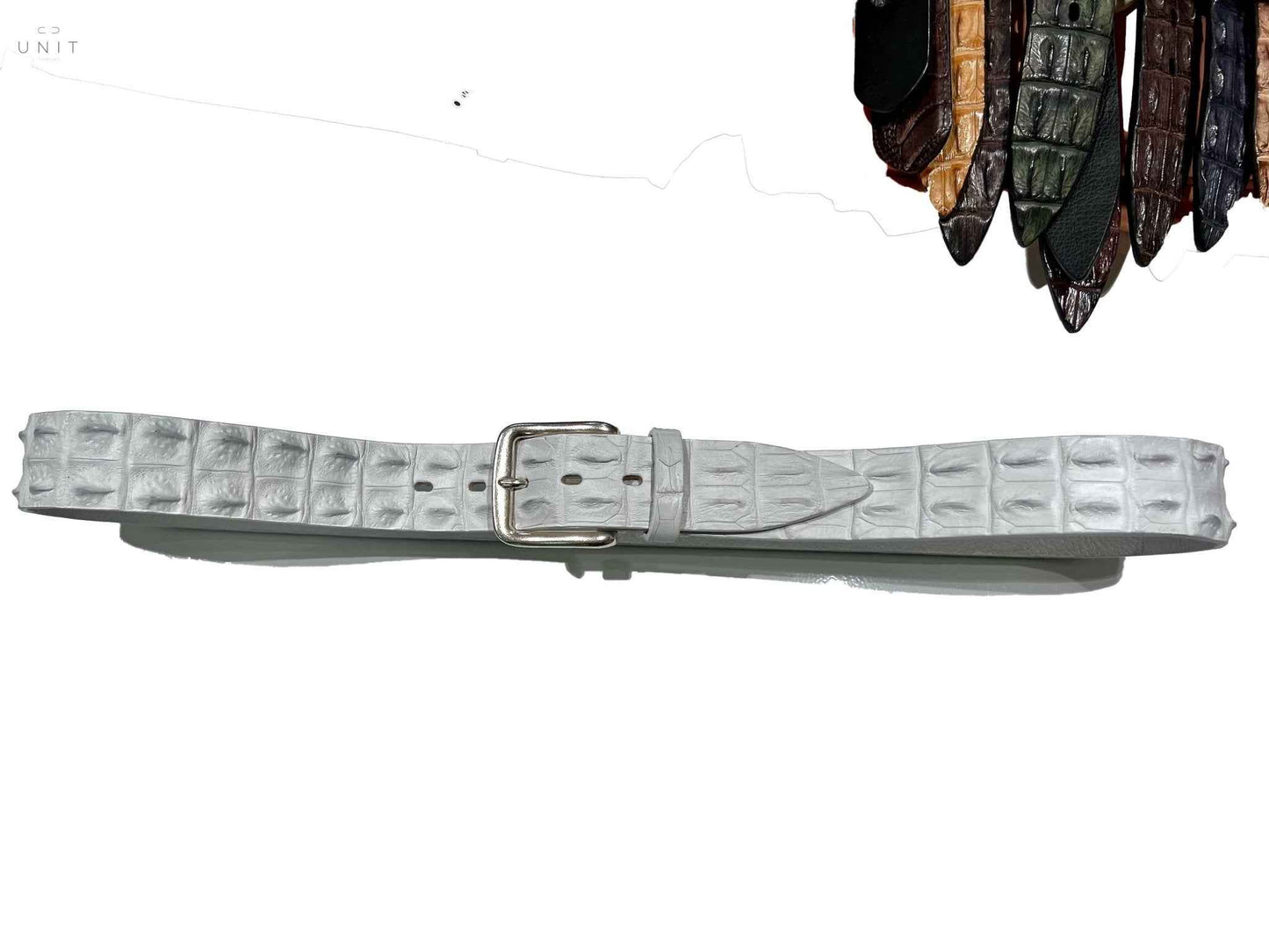 ファウスト・コラート ベルト、クロコダイル センターバック、クリニカルホワイト、受注生産 - UNIT Hamburg