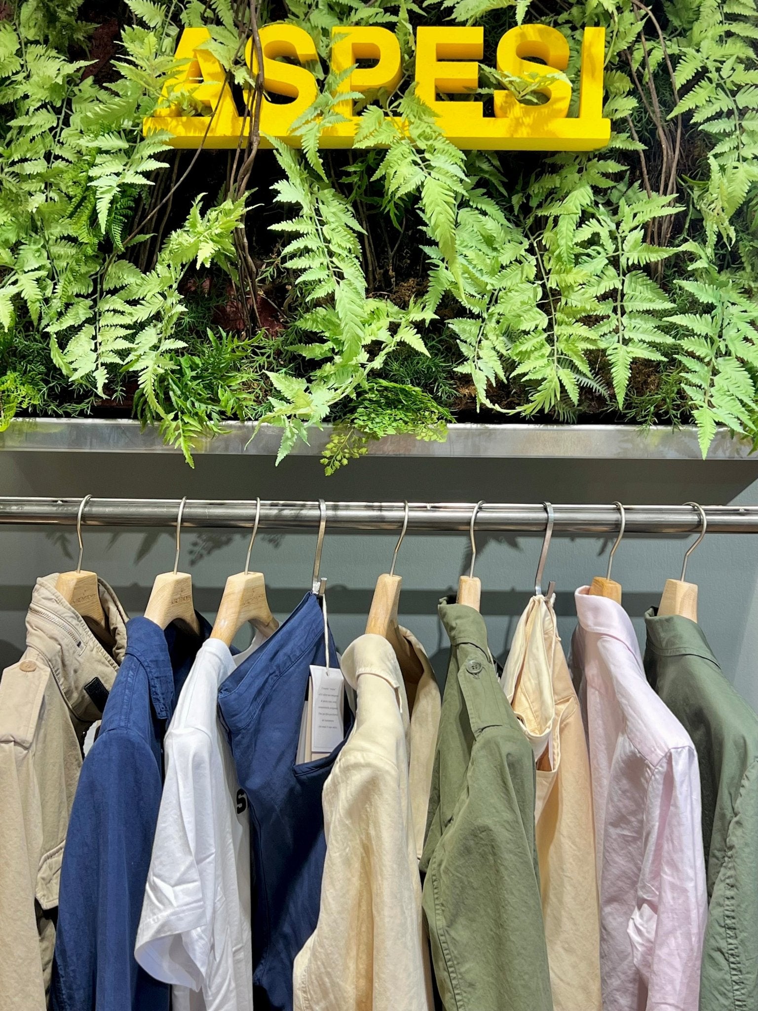 Aspesi - puristische Eleganz - UNIT Hamburg