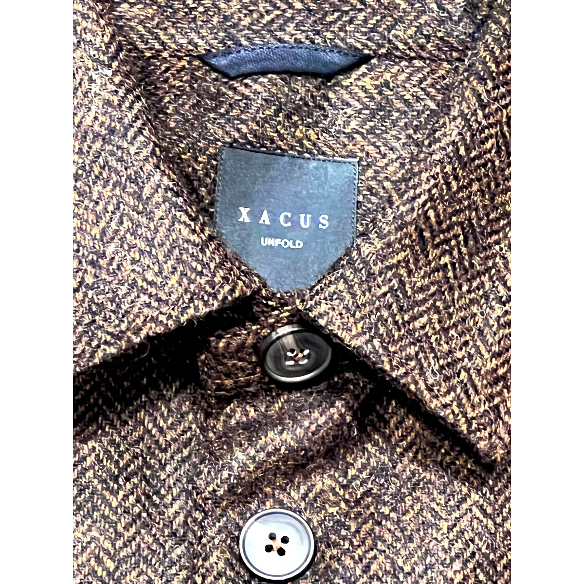 Xacus 169ML 31441 アンフォールド・ヘリンボーン・ウール・オーバーシャツ、黒褐色