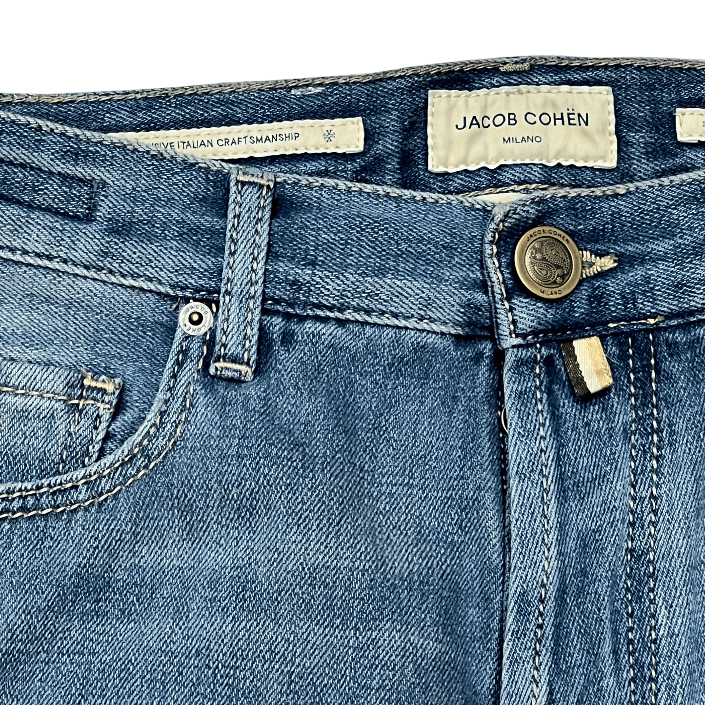 UNIT Hamburg - Jacob Cohën JUDE Mid Blue – dezente Dirty Wash, midblu - Jacob Cohën