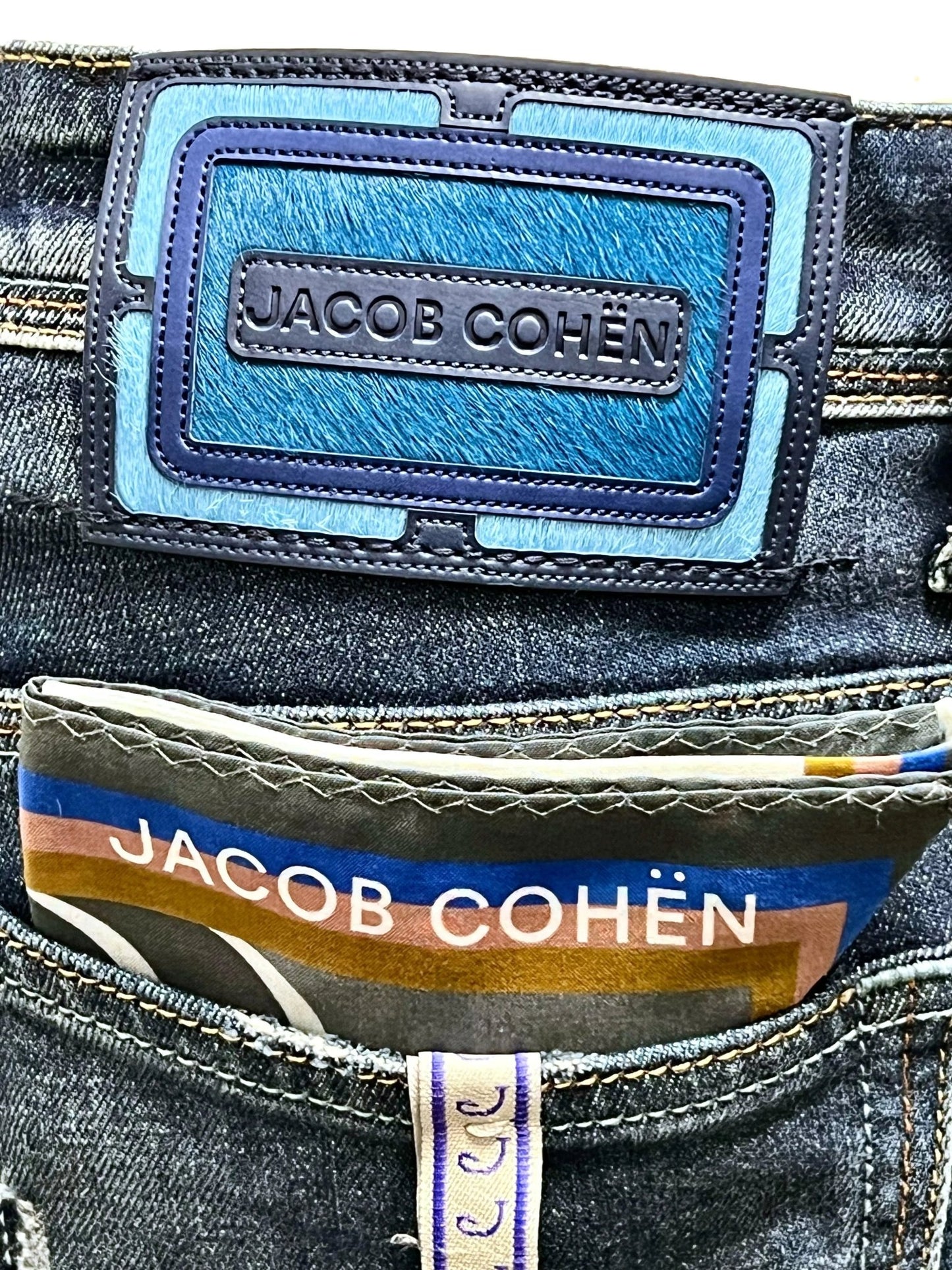 Jacob Cohen, SCOTT blue label, vintage dark washed - UNIT Hamburg